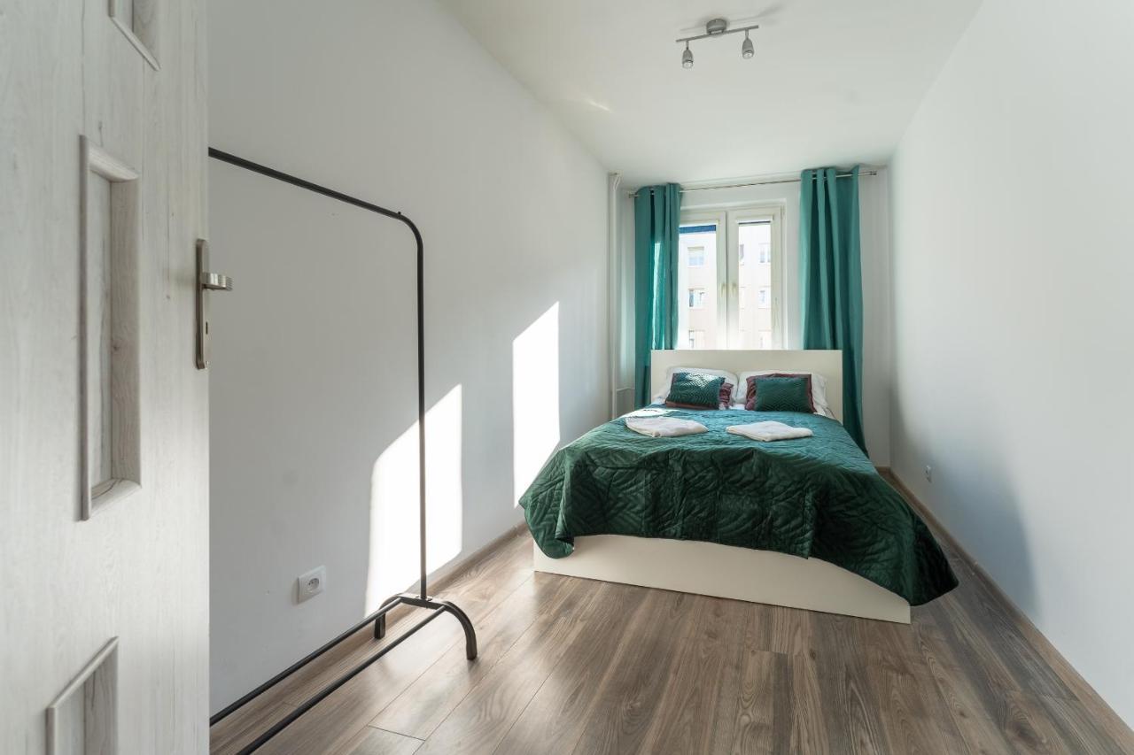 Tanie Spanie Skowronek - Pet Friendly - Przytulny 4 Osobowy - Space Apart Jelenia Gora Exterior photo